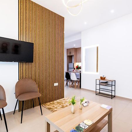 Pagani Urban - Premium Private Apartment Каламата Экстерьер фото