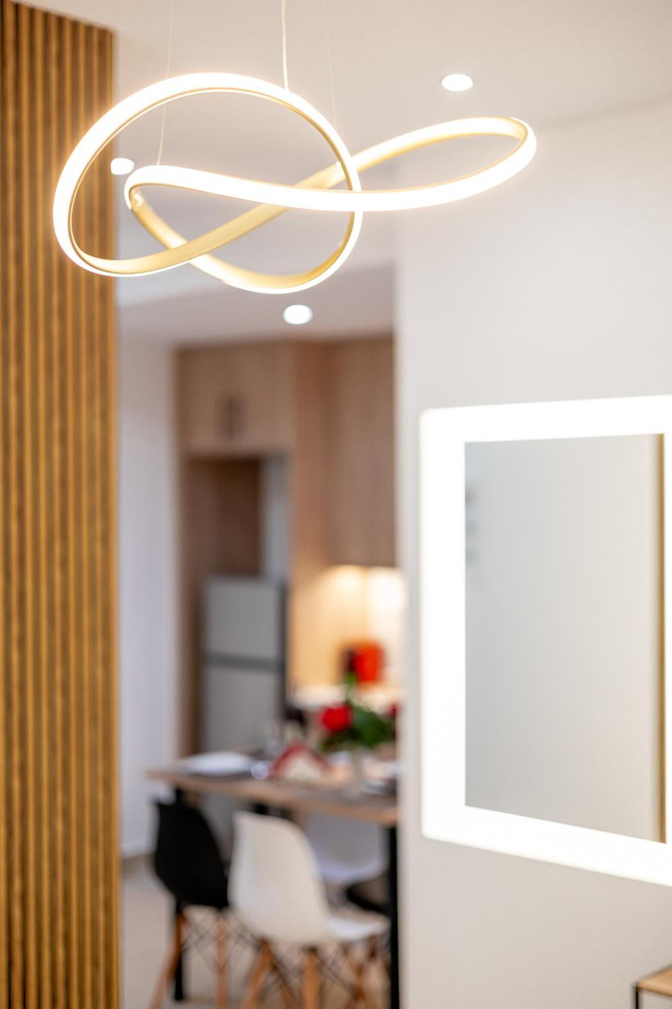 Pagani Urban - Premium Private Apartment Каламата Экстерьер фото