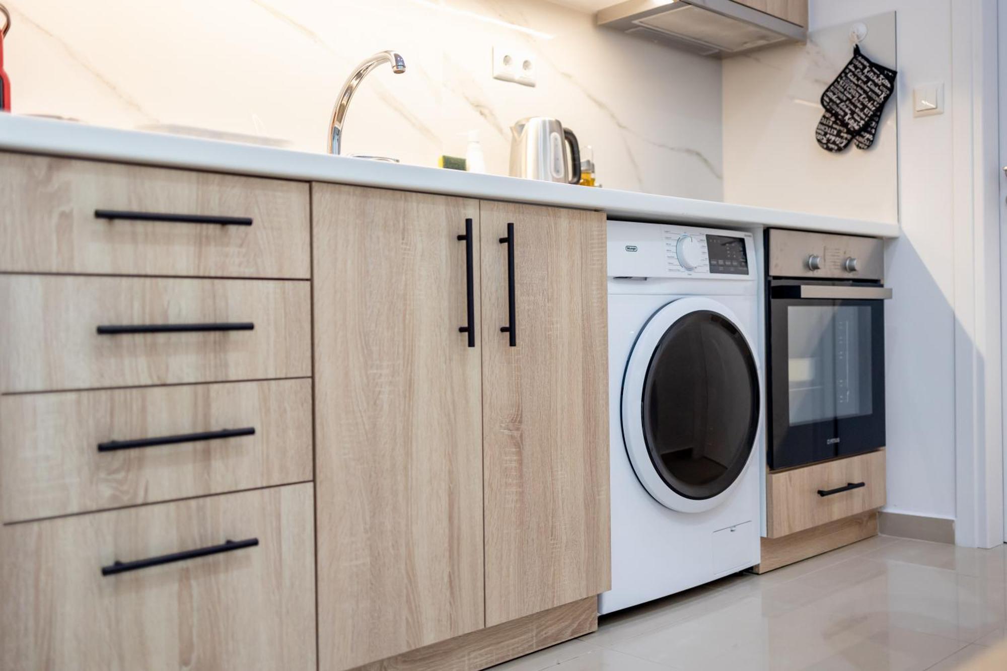 Pagani Urban - Premium Private Apartment Каламата Экстерьер фото
